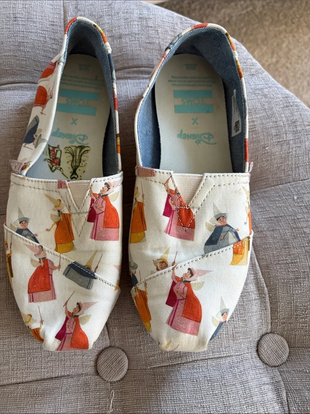 DISNEY SLEEPING BEAUTY TOMS